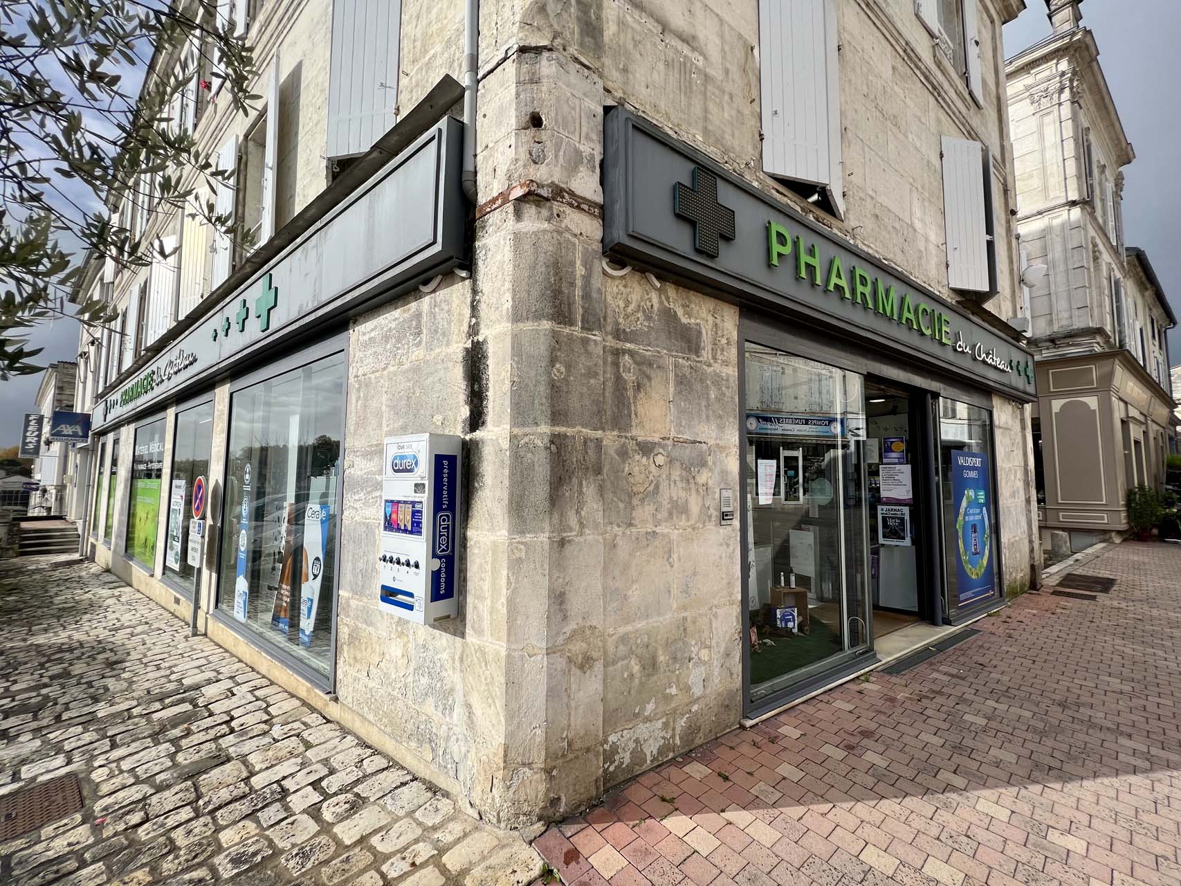 Pharmacie Chateau Jarnac (8) Pharmacie Chateau Jarnac (8)